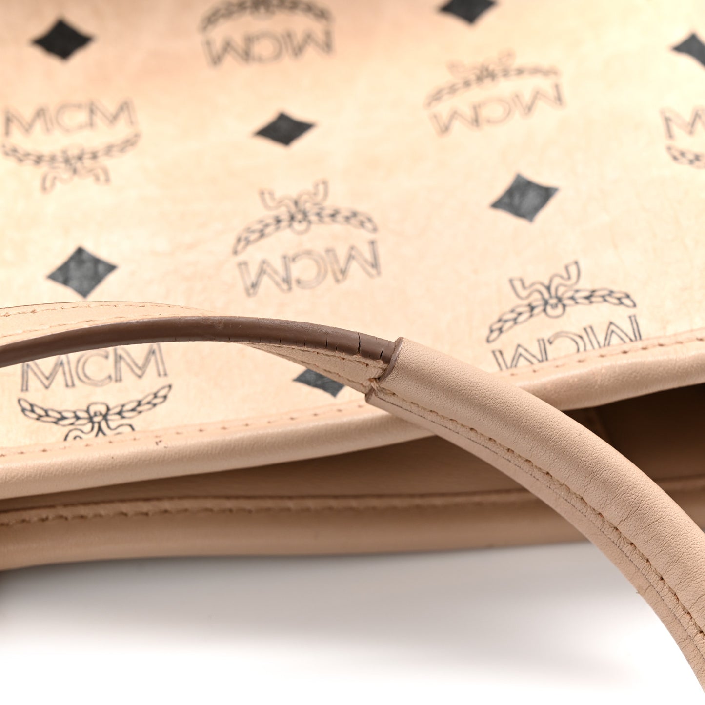 Visetos Medium Studded Rabbit Top Zip Shopper Tote Beige