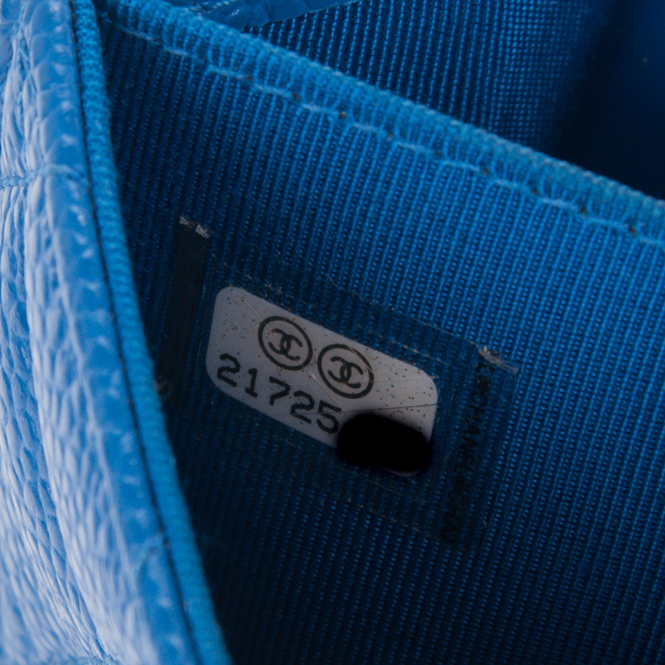 Chanel Caviar Quilted Card Holder Blue 8 of 8