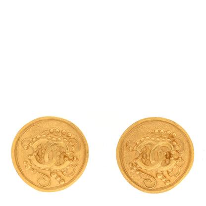 Chanel Round CC Clip On Earrings Gold 1 of 5