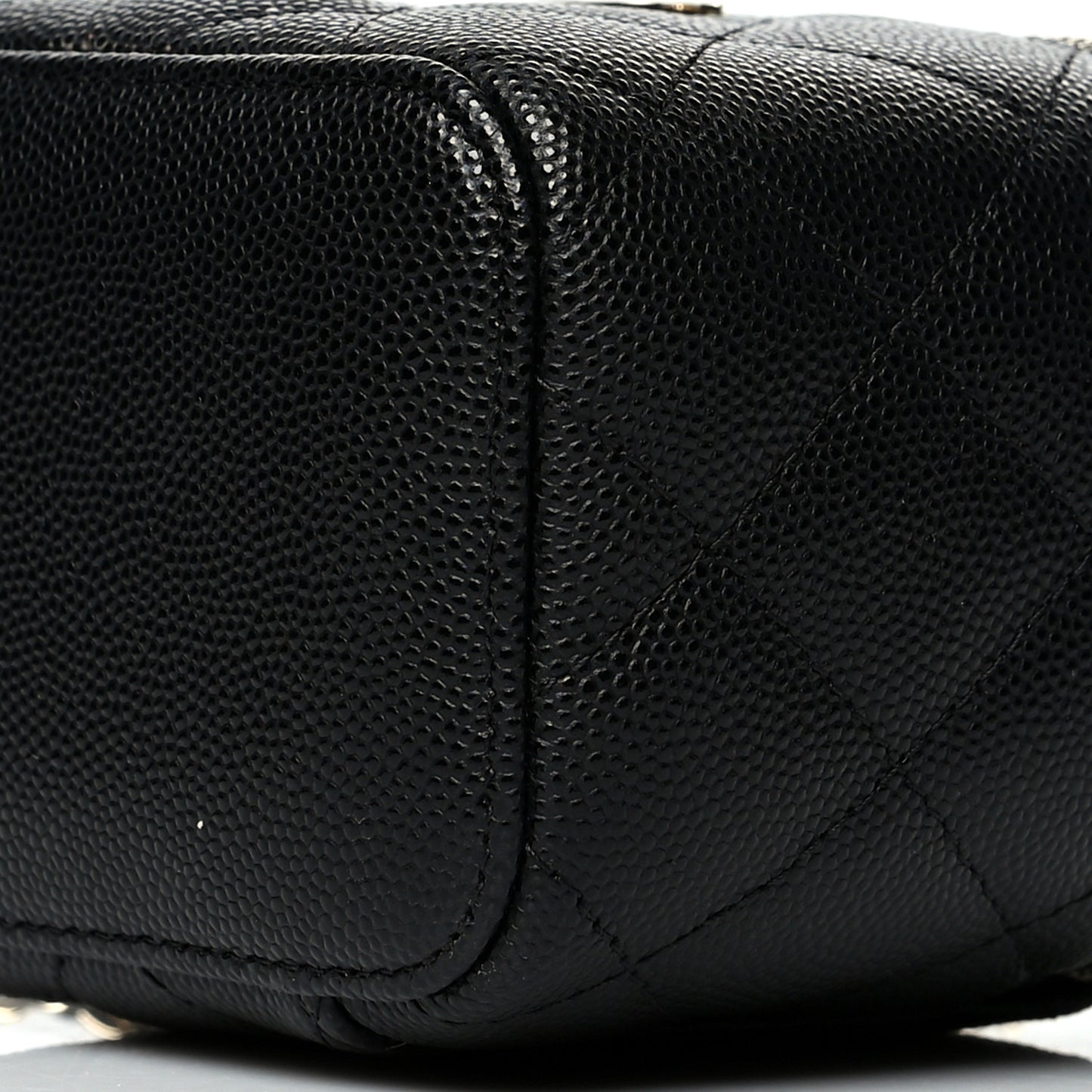 Caviar Quilted Mini Vanity Case With Chain Black