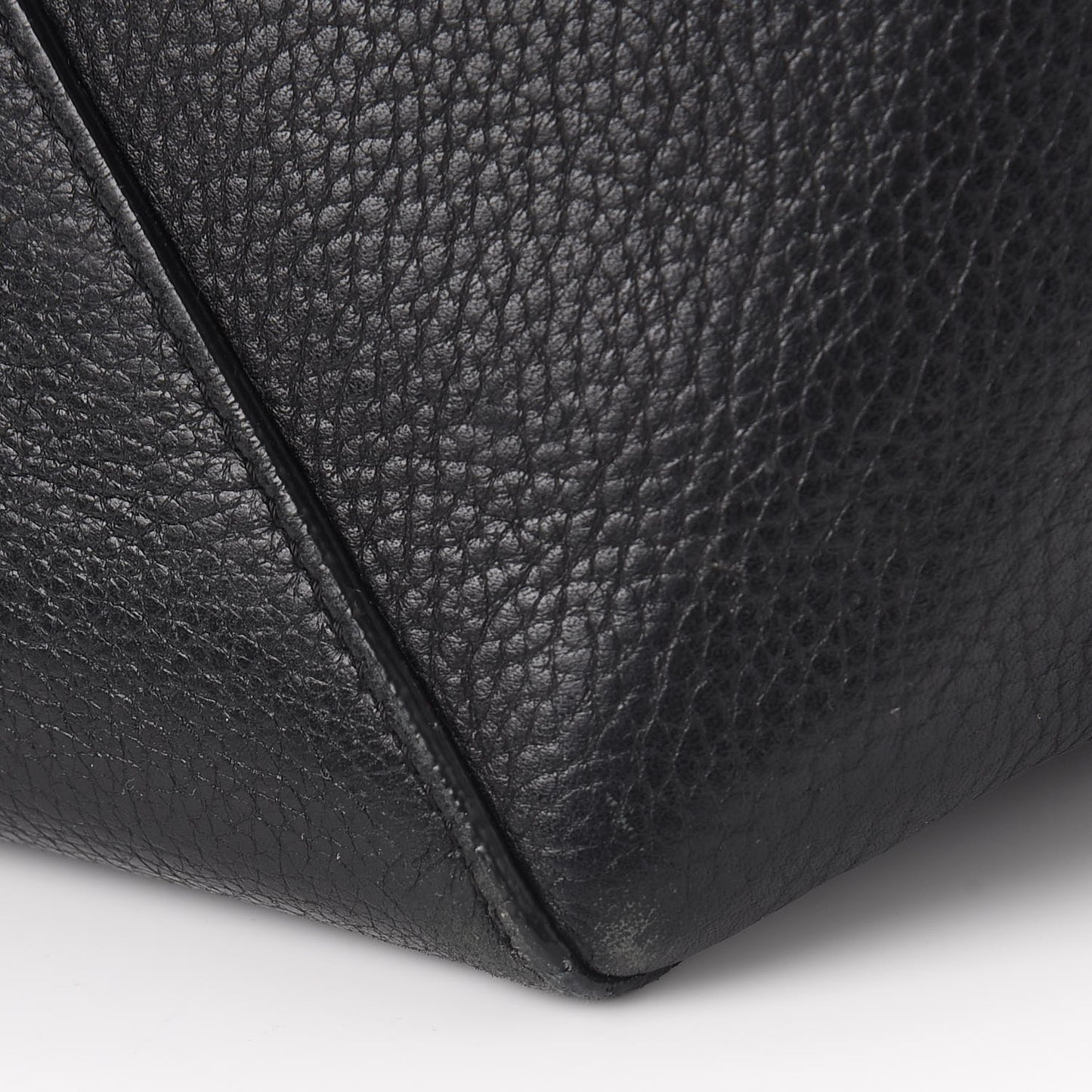 Grained Calfskin Medium Horizontal Cabas Phantom Black