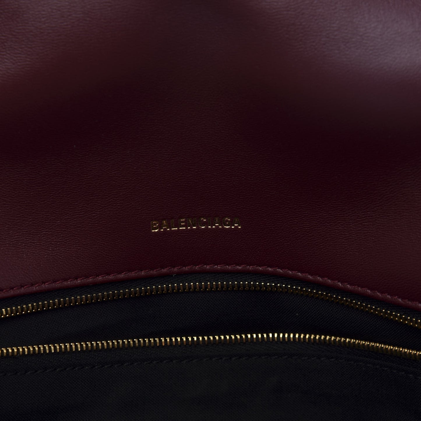 Nappa Calfskin Quilted Touch B Clutch Bag Dark Red