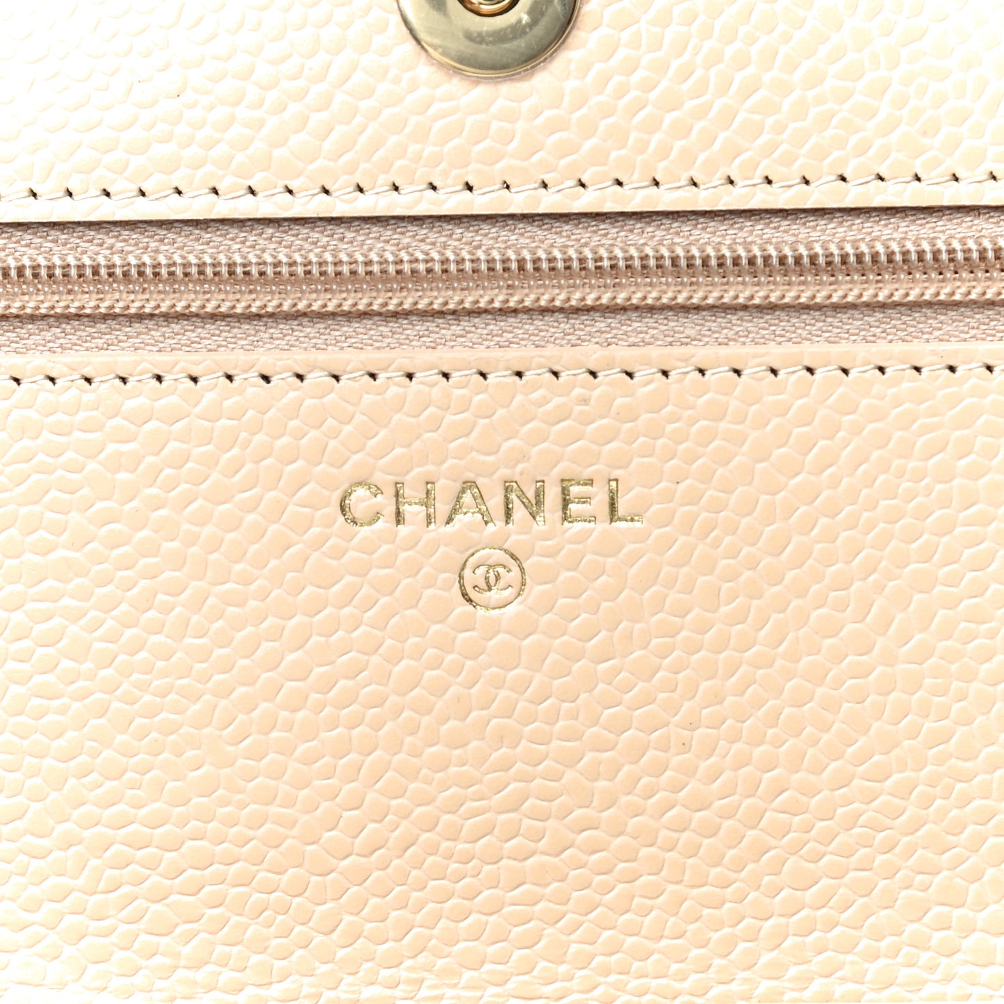 Caviar Quilted Wallet On Chain WOC Beige