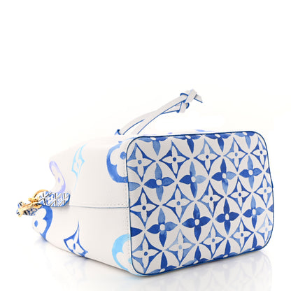 Louis Vuitton Monogram Giant By The Pool Neonoe BB Blue 4 of 9