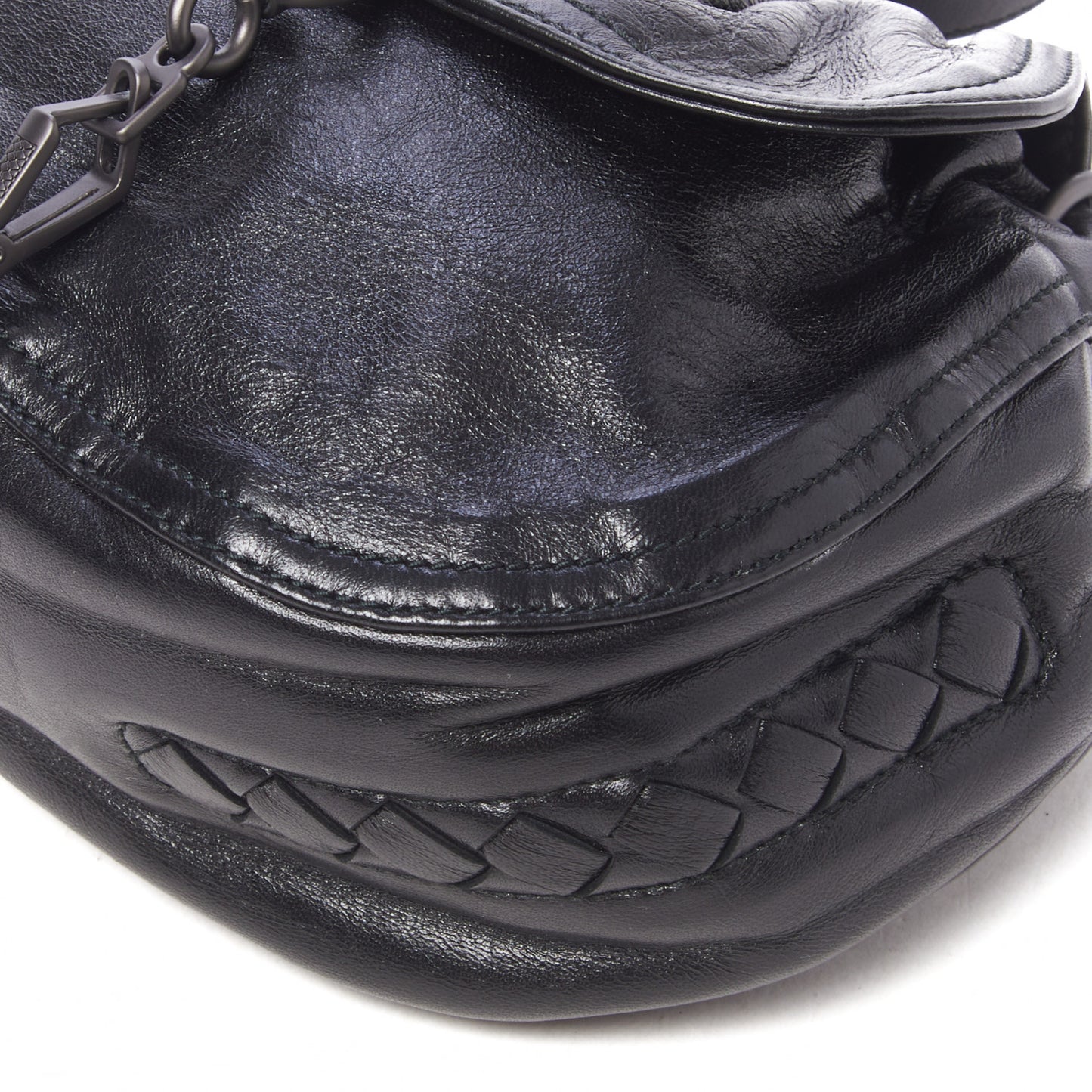 Calfskin Intrecciato Small Elastic Flap Black