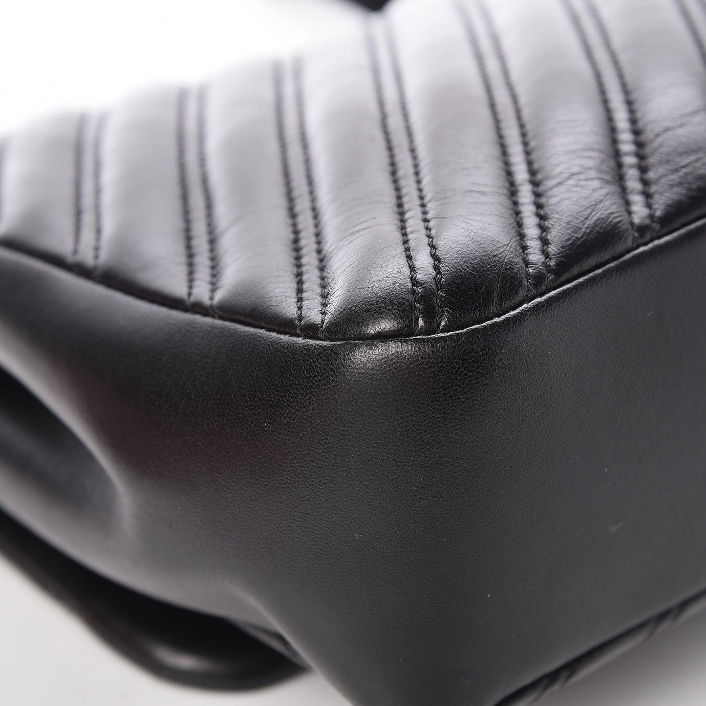 Lambskin Chevron Quilted Double Stitch Jumbo Single Flap Black