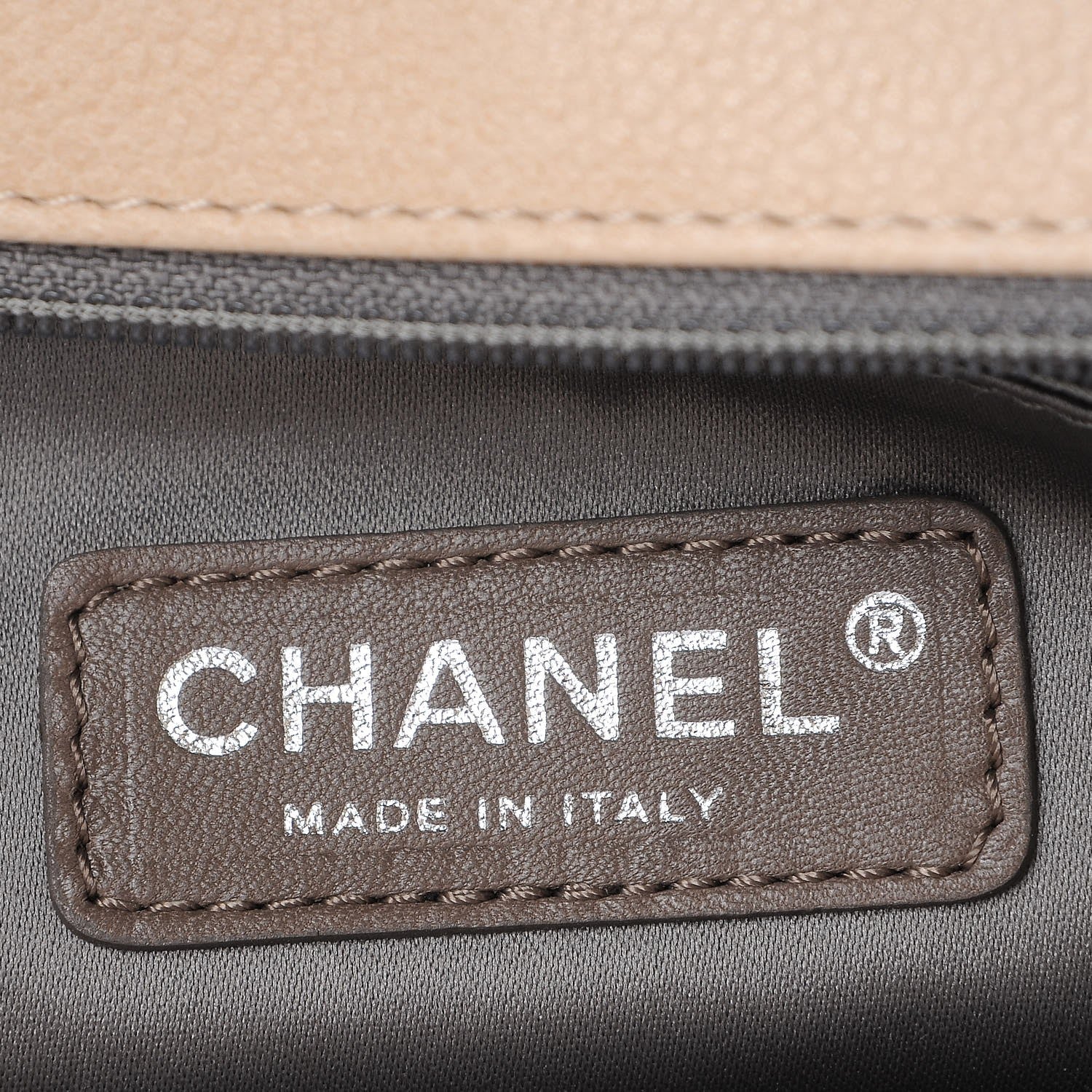 Chanel Caviar Stitched Pocket In The City Hobo Beige 6 of 7