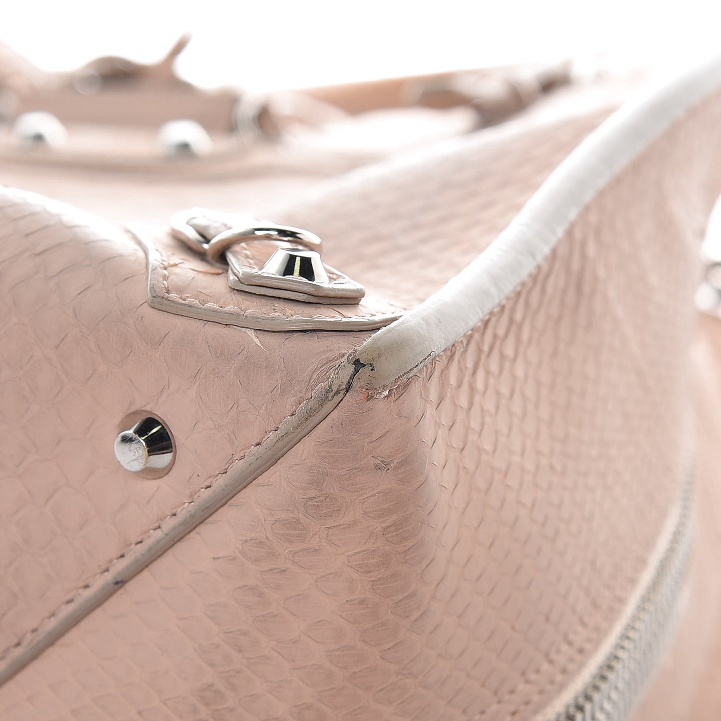 Python Papier A5 Zip Around Tote Old Rose