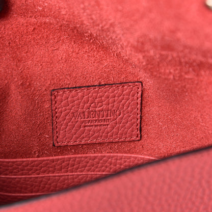 Valentino Garavani Pebbled Calfskin Rockstud Envelope Clutch Red 6 of 7