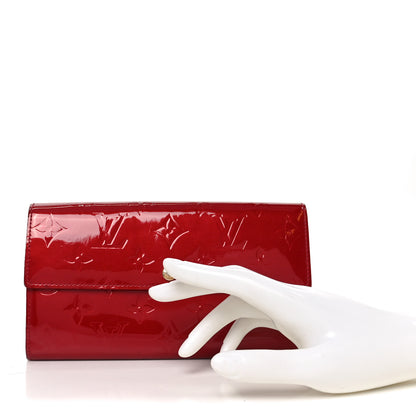 Louis Vuitton Vernis Sarah Wallet Pomme D'Amour 2 of 6