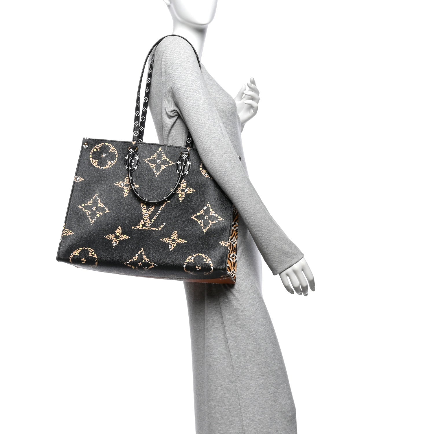 Louis Vuitton Monogram Giant Jungle Onthego GM Black 2 of 9