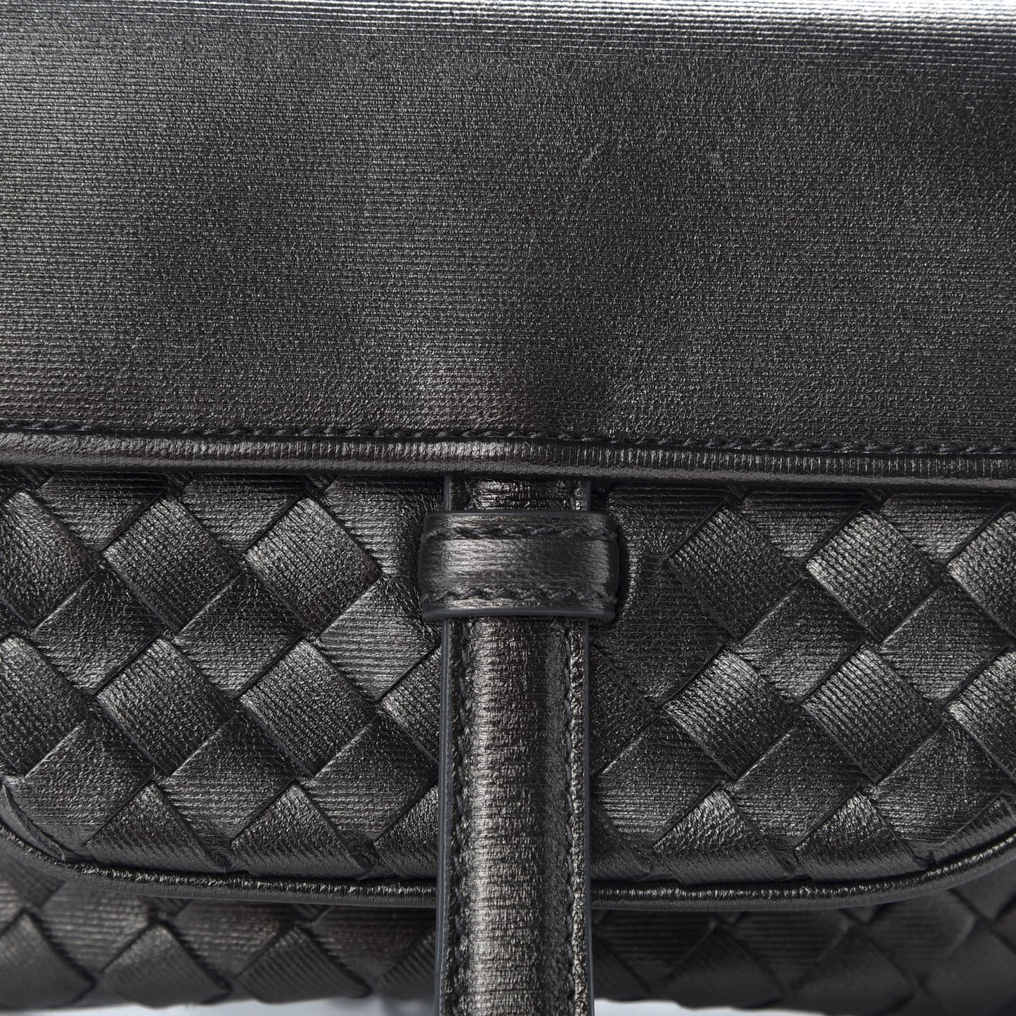 Nappa Intrecciato Front Pocket Flap With Chain Dark Silver