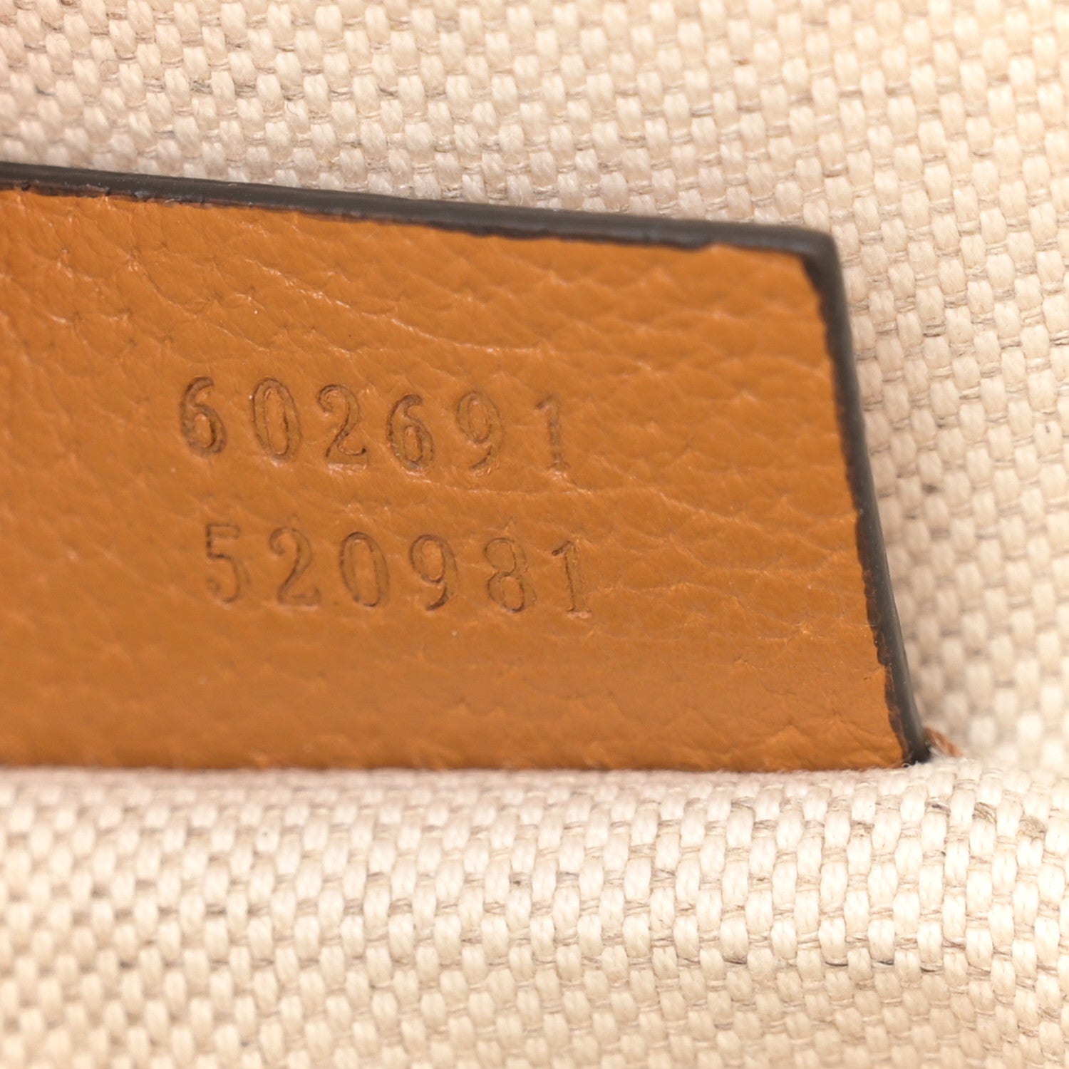 Gucci X DISNEY Mini Vintage GG Supreme Monogram Bucket Bag Beige Vintage Sun Oil 7 of 10