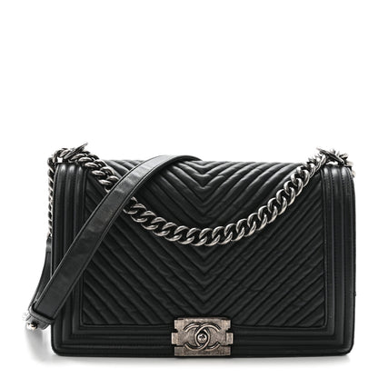 Chanel Wrinkled Lambskin Chevron Quilted New Medium Boy Flap Navy Blue 1 of 10