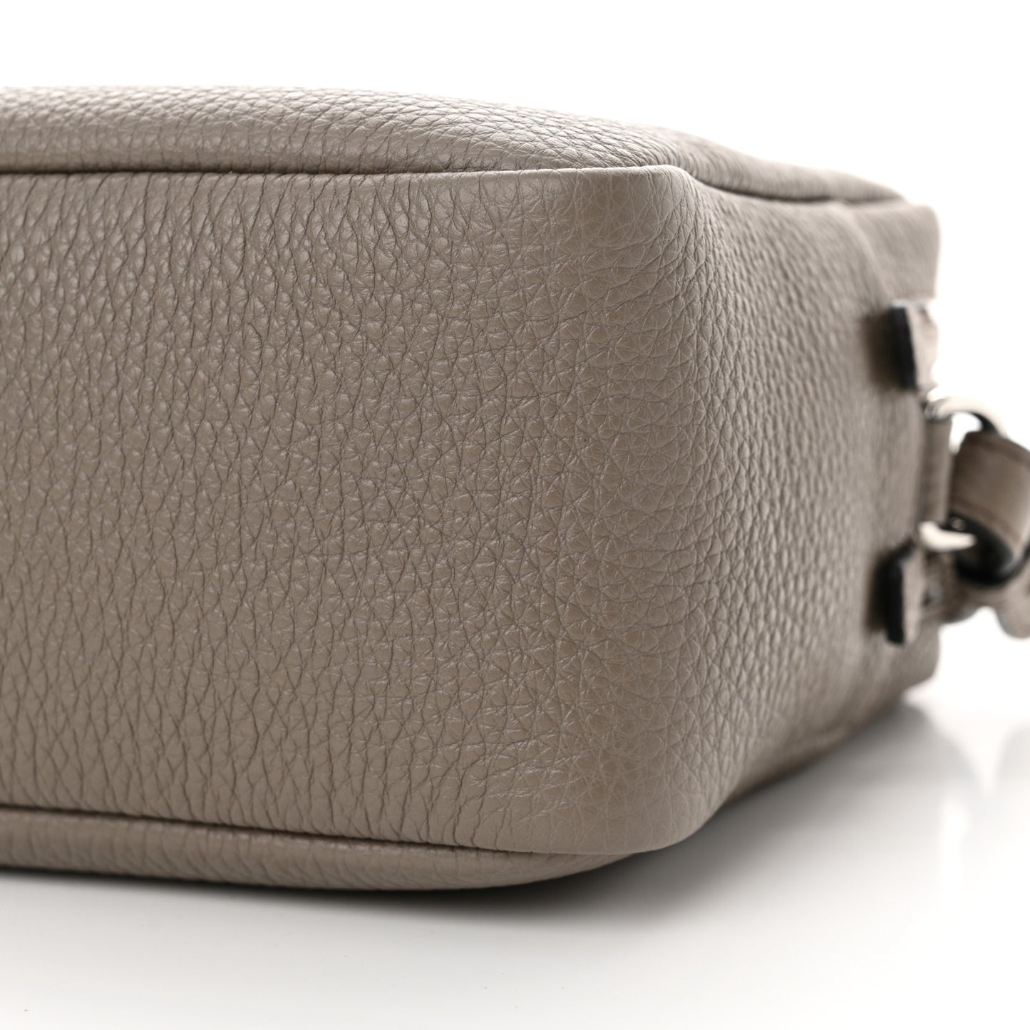 Vitello Daino Soft Camera Crossbody Argilla