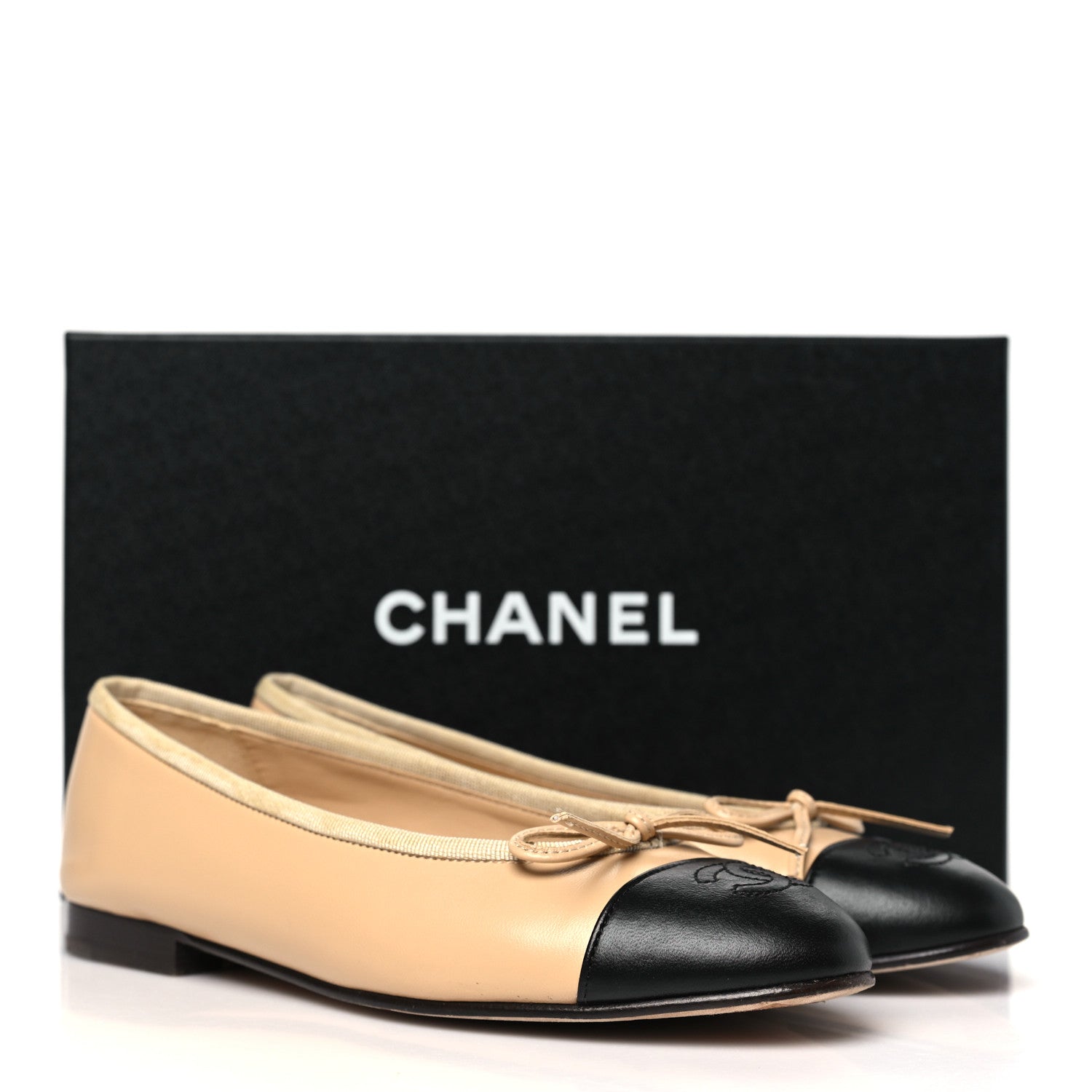 Chanel Lambskin Cap Toe CC Ballerina Flats 36 Beige Black 11 of 11