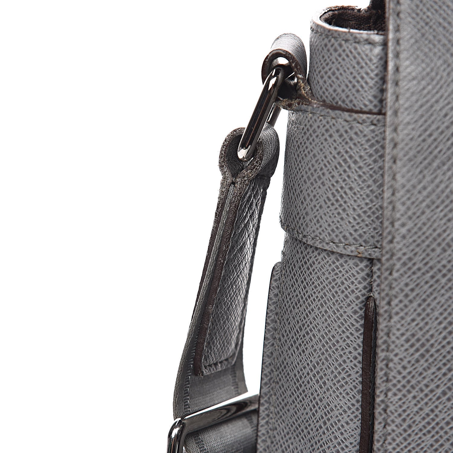 Louis Vuitton Taiga Milo Messenger Glacier 7 of 13
