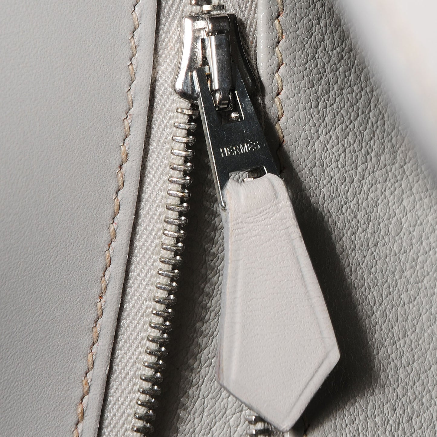 Box Kelly Sellier 35 Gris Pale