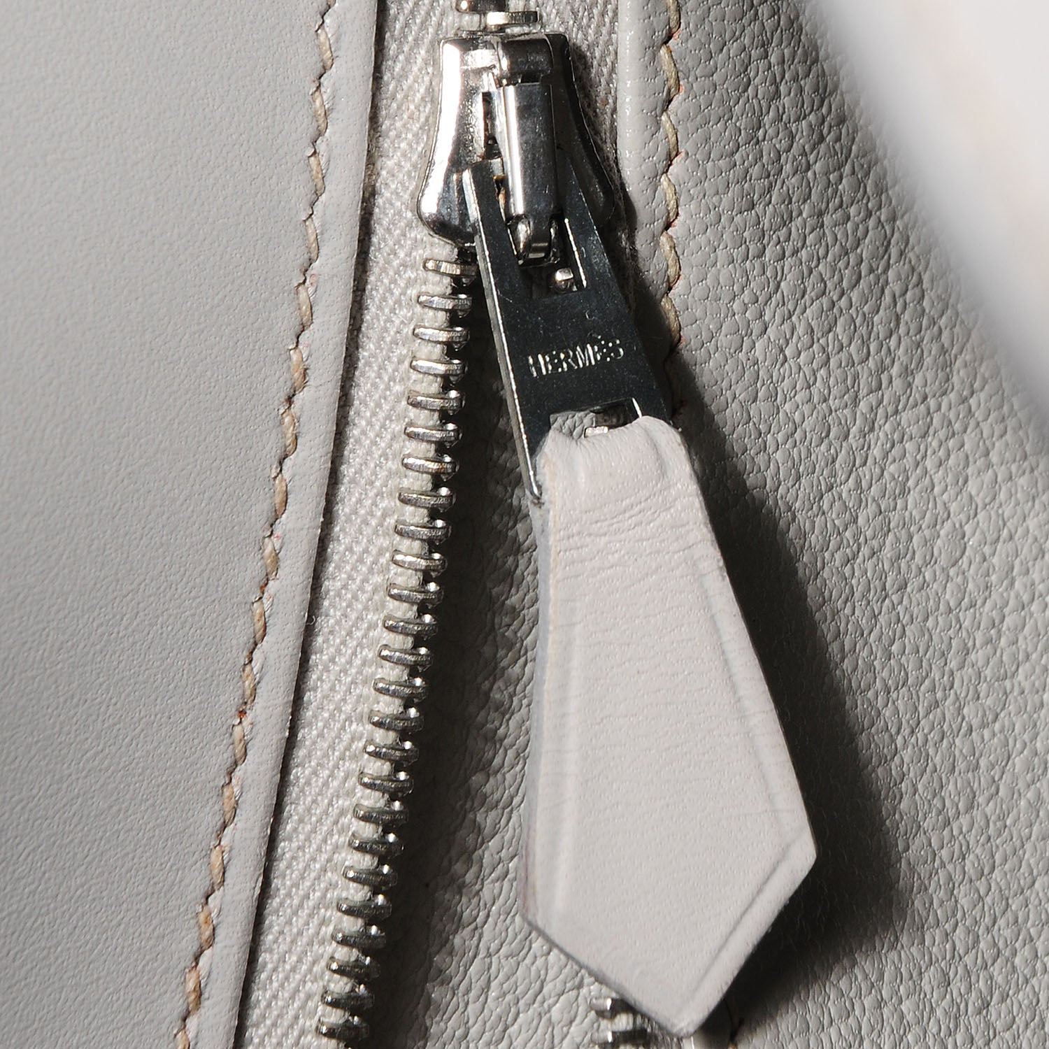 Hermes Box Kelly Sellier 35 Gris Pale 14 of 26