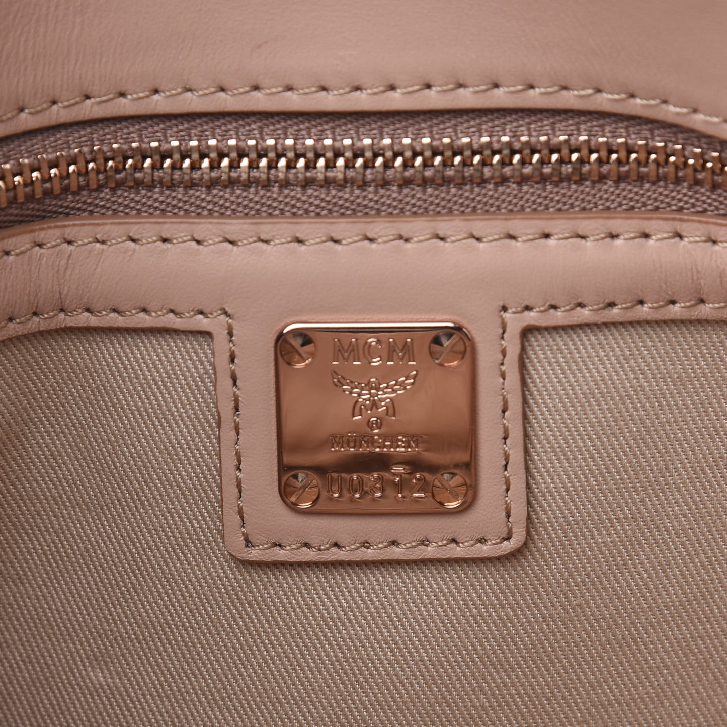 Metallic Visetos Millie Wallet On Chain Champagne Gold