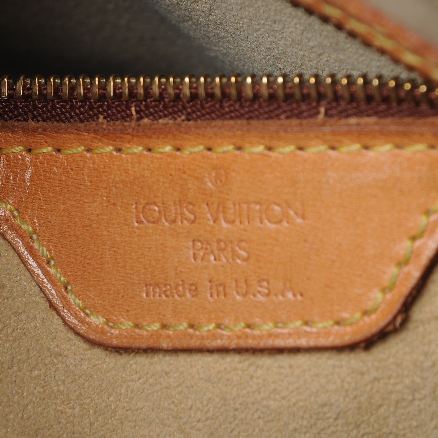 Louis Vuitton Monogram Looping GM 6 of 9