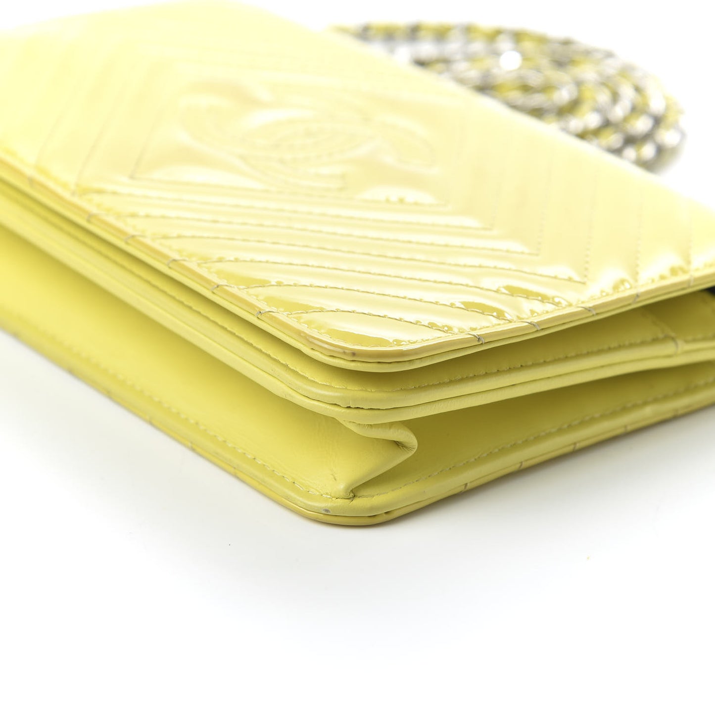 Patent Quilted Chevron Diamond CC Wallet On Chain WOC