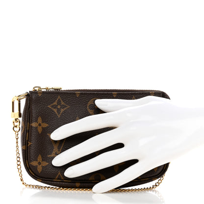 Louis Vuitton Monogram Mini Pochette Accessories 2 of 7
