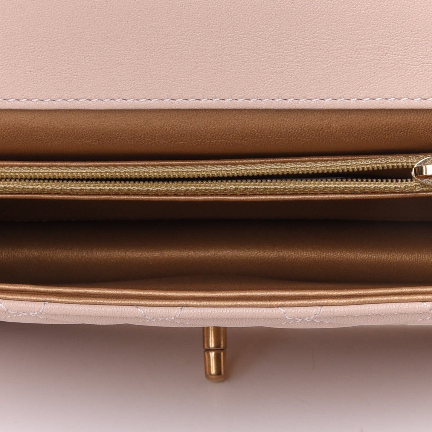 Lambskin Quilted Small Chic Pearls Flap Beige