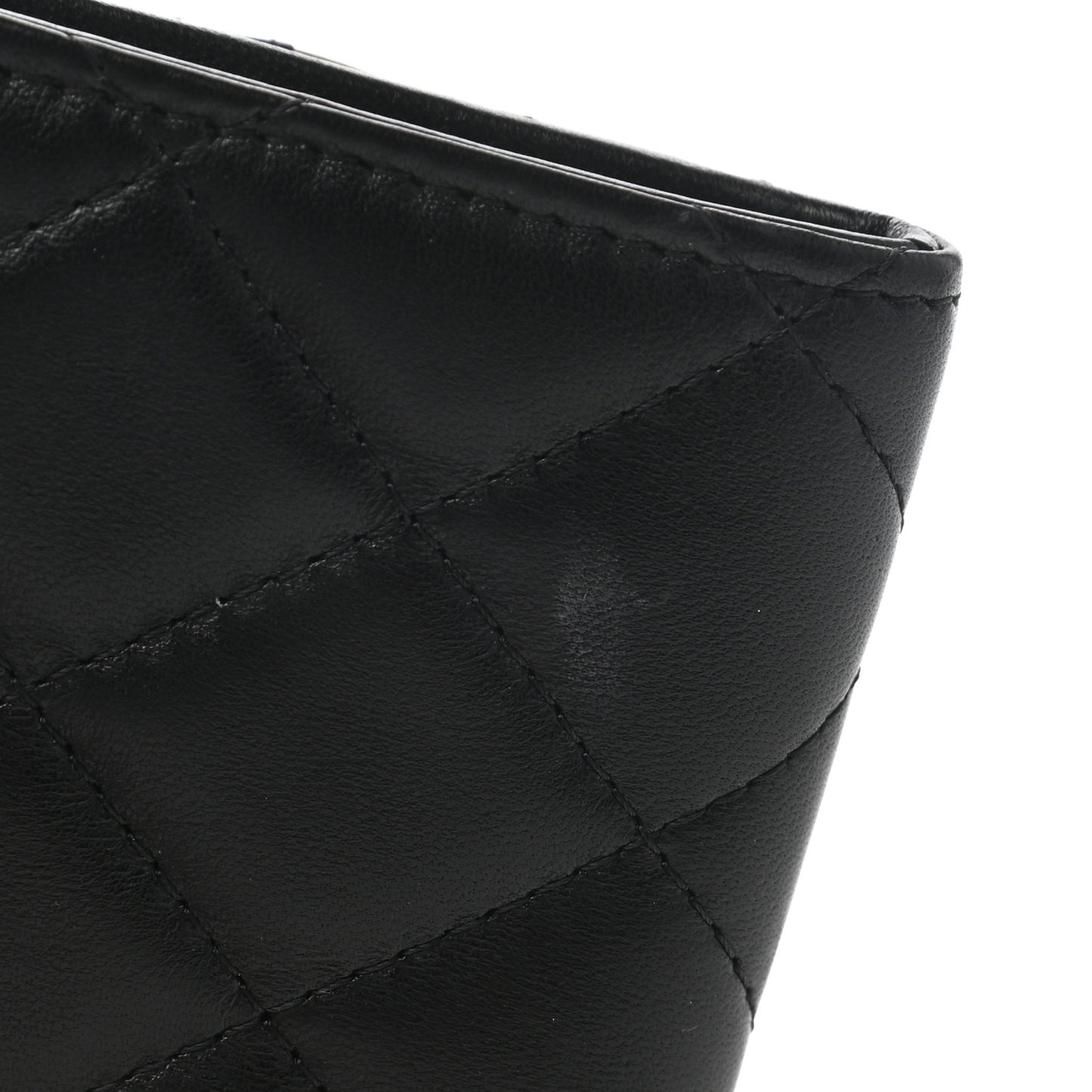 Lambskin Quilted CC Chic Flap Card Holder Black Gold