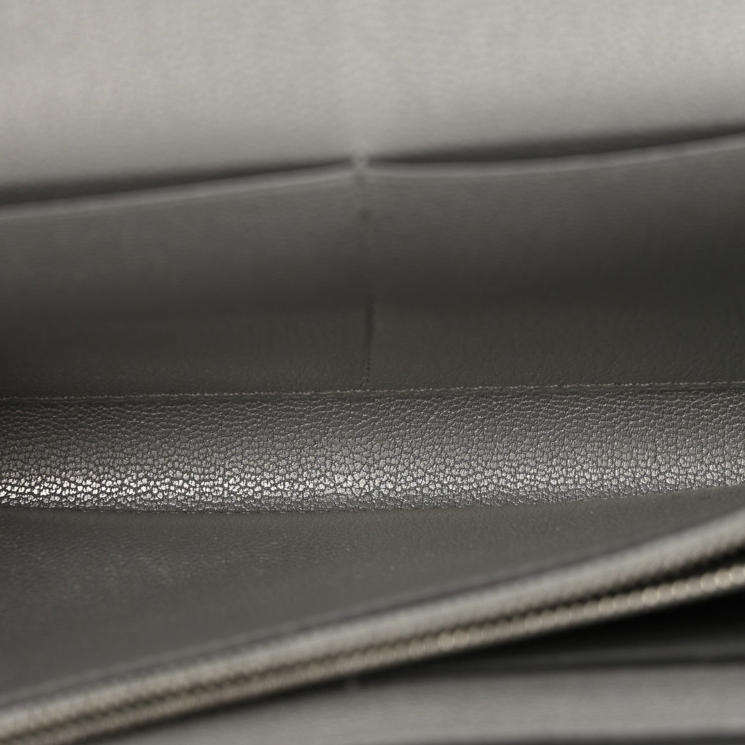 Hermes Metallic Chevre Chamkilight Kelly Wallet To Go Argent 5 of 12