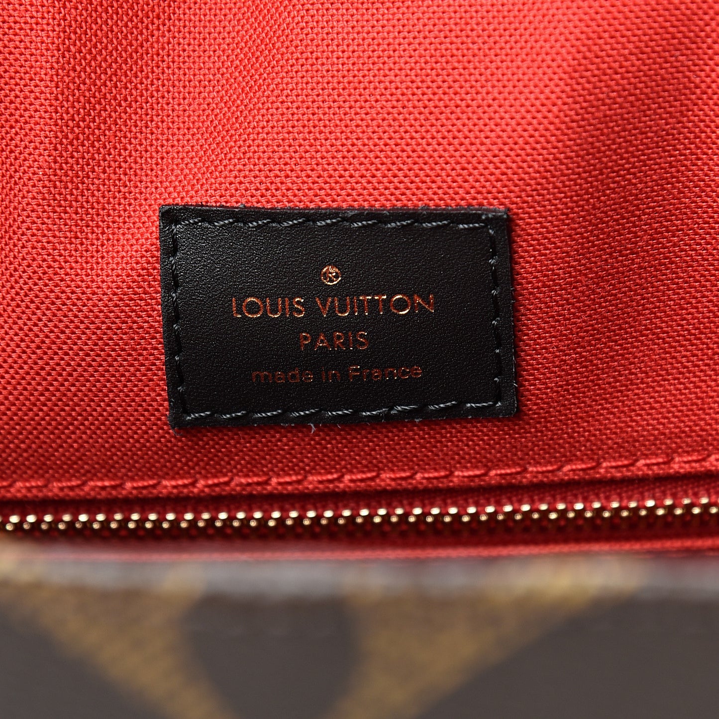 Reverse Monogram Giant Onthego MM