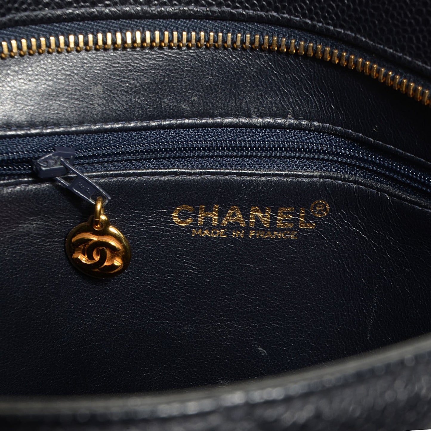 Caviar Quilted Medallion CC Tote Navy