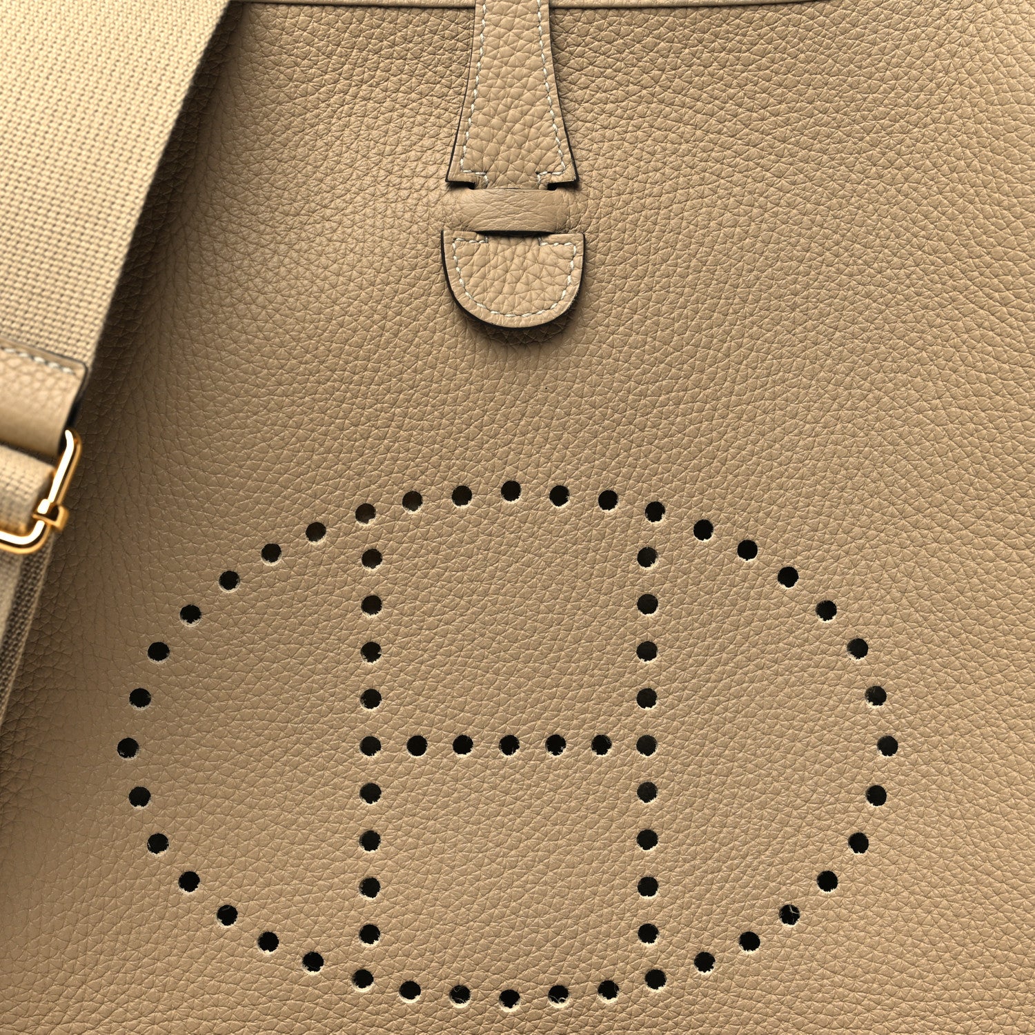 Hermes Taurillon Clemence EVELYNE III PM Trench 8 of 11