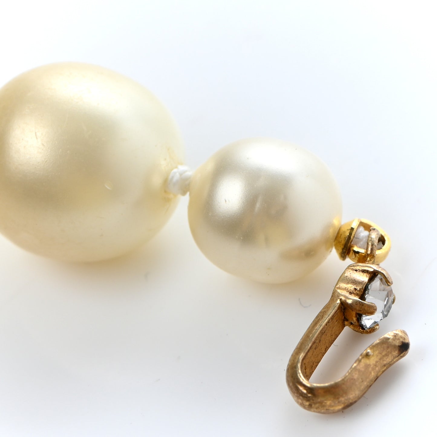 Pearl Crystal Short Necklace Gold