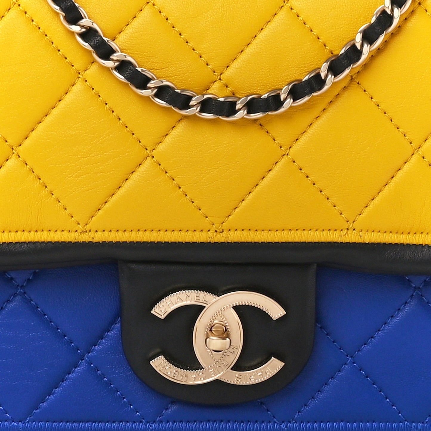 Lambskin Tri-Color Medium Graphic Flap Multicolor