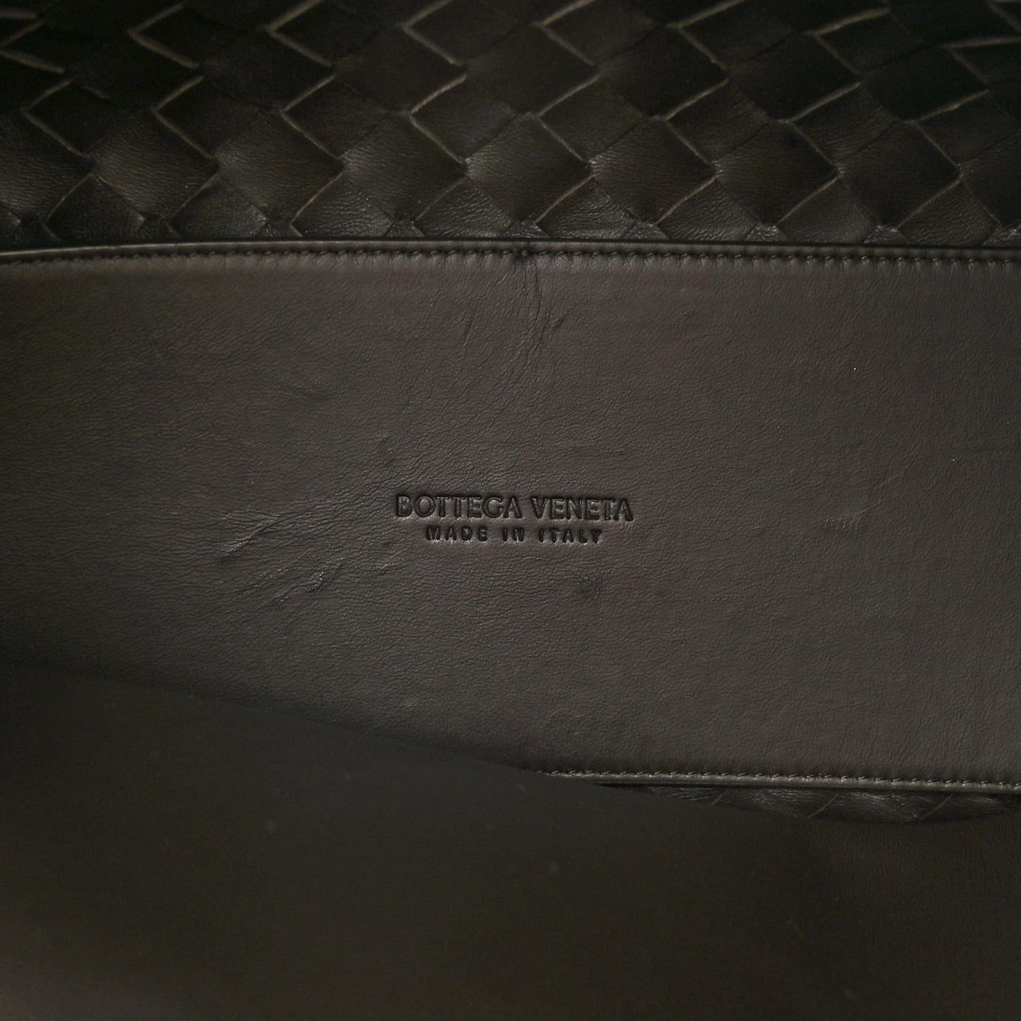 Nappa Intrecciato Medium Andiamo Shoulder Bag Fondant