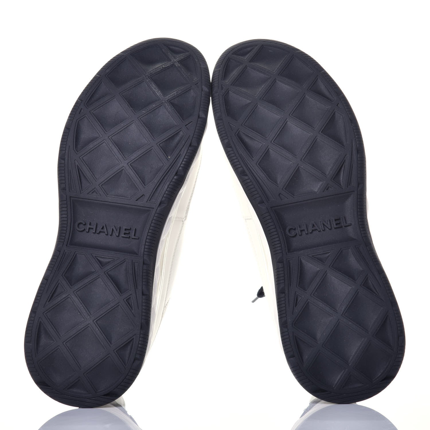 Chanel Velvet Calfskin Mixed Fibers CC Sneakers 40.5 Ivory Black 5 of 8