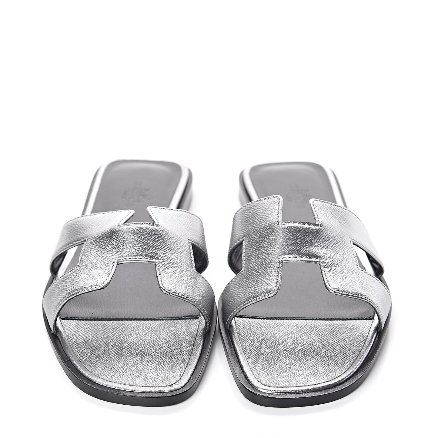 Metallic Epsom Oran Sandals 37 Argent