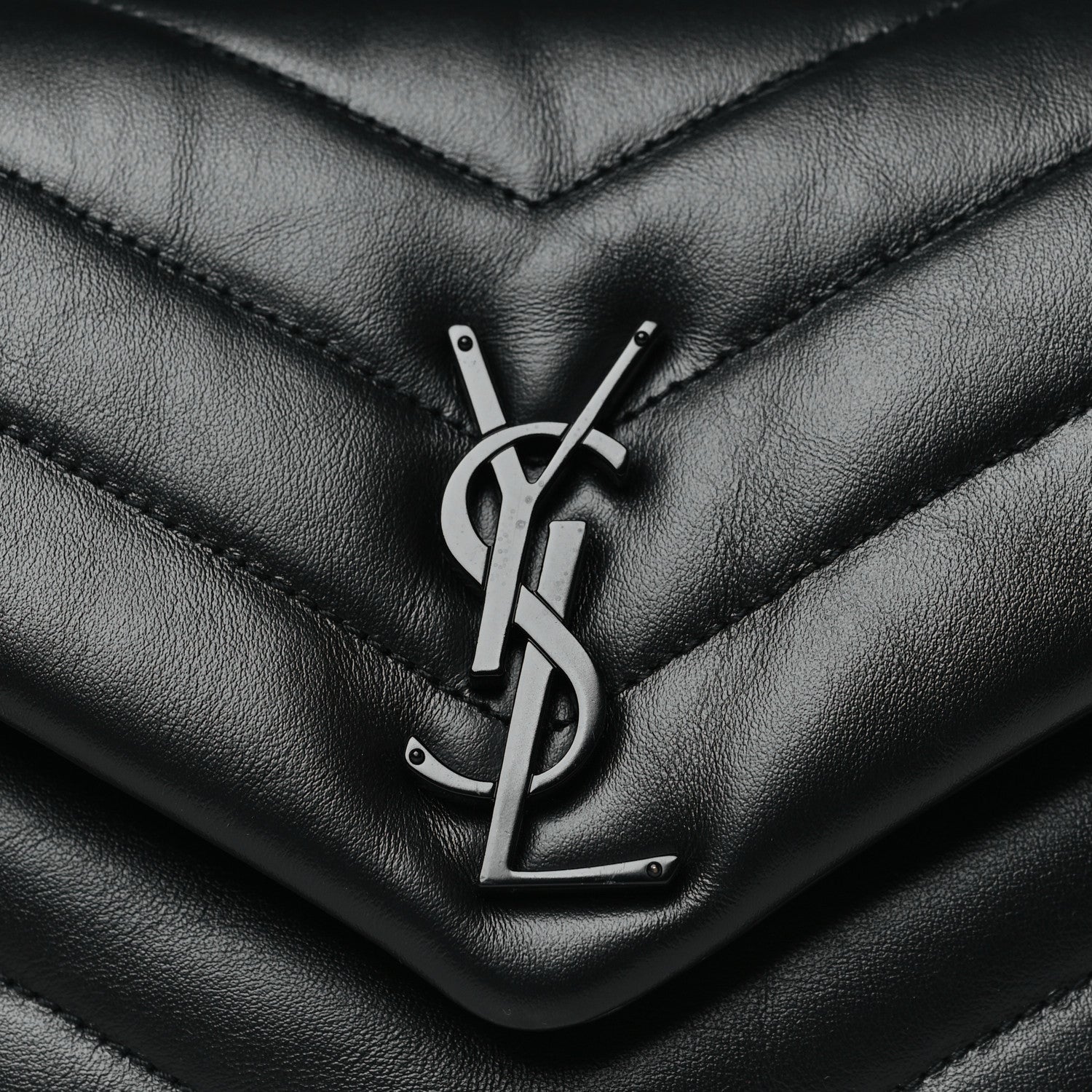 Saint Laurent Calfskin Y Quilted Monogram Monochrome Small Loulou Chain Satchel Black 8 of 10