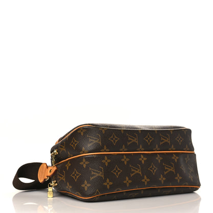 Louis Vuitton Monogram Reporter PM 4 of 9