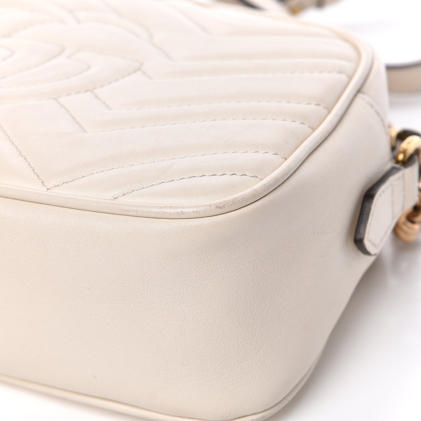 Calfskin Matelasse Small GG Marmont Chain Shoulder Bag White