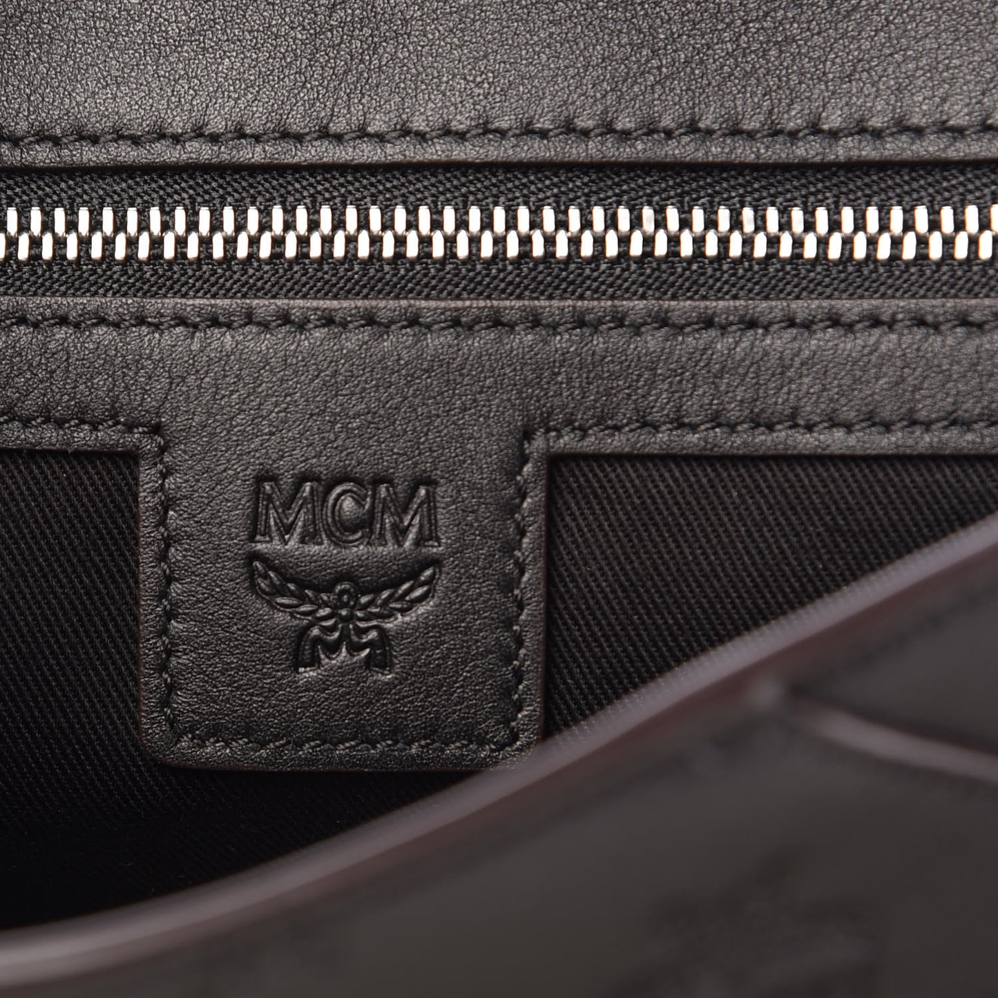 Calfskin Ottomar Essential Flap Shoulder Bag Black