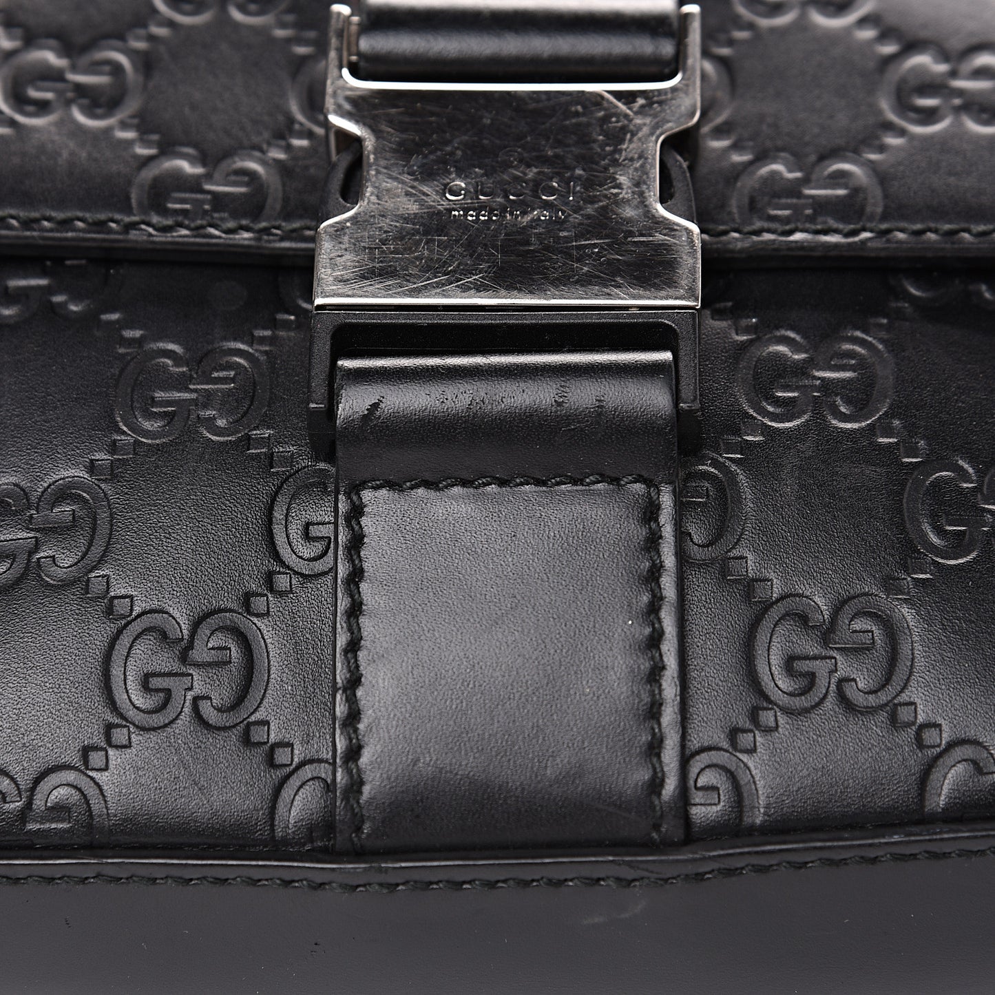 Guccissima Signature Single Buckle Flap Messenger Bag Black