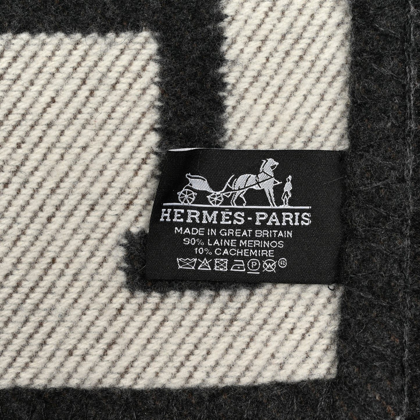 Wool Cashmere Avalon Blanket Ecru Gris Fonce
