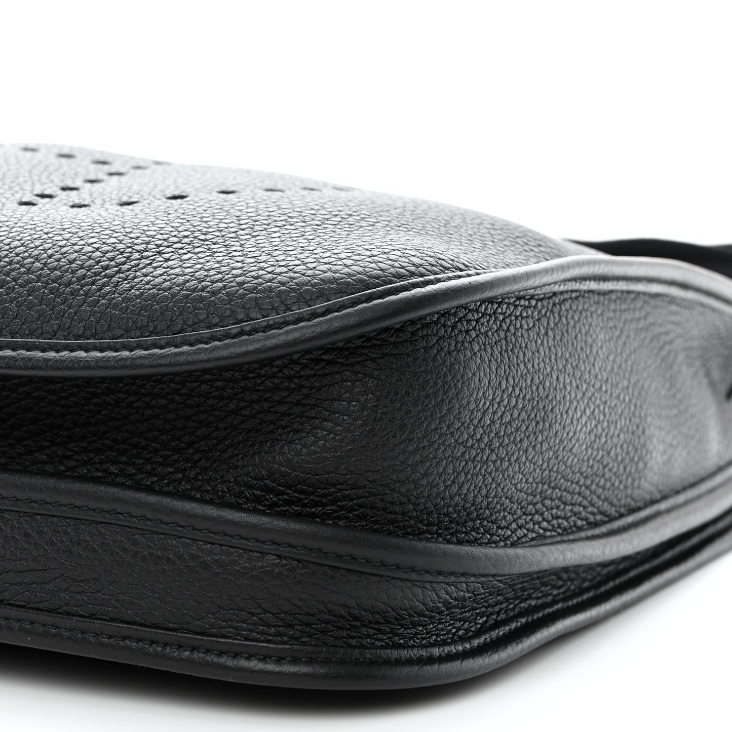 Taurillon Clemence Evelyne III PM Black