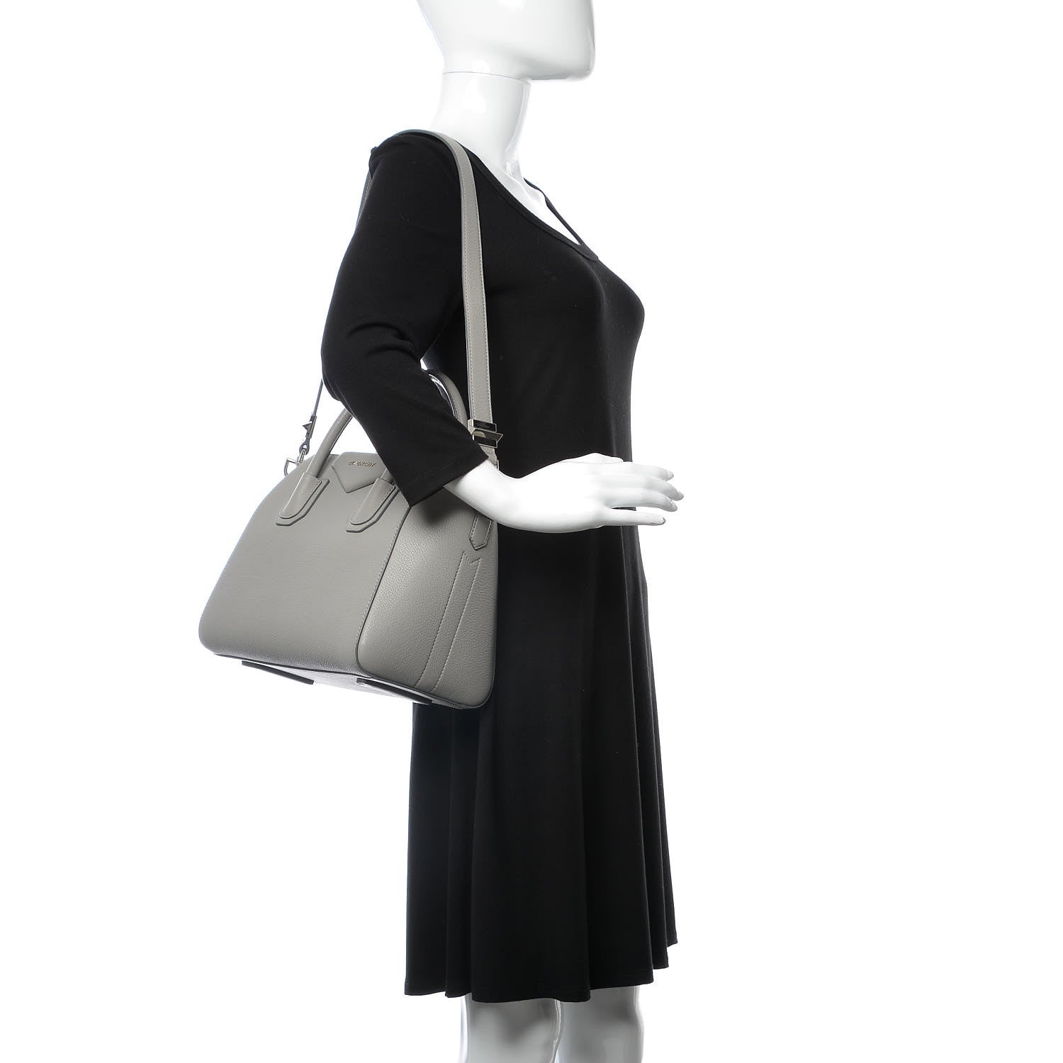 Givenchy Sugar Goatskin Small Antigona Pearl Grey 3 of 8