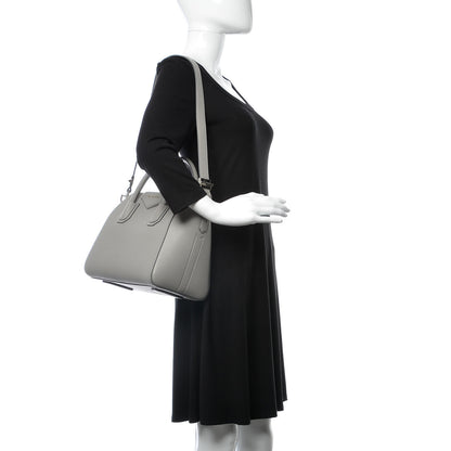 Givenchy Sugar Goatskin Small Antigona Pearl Grey 3 of 8