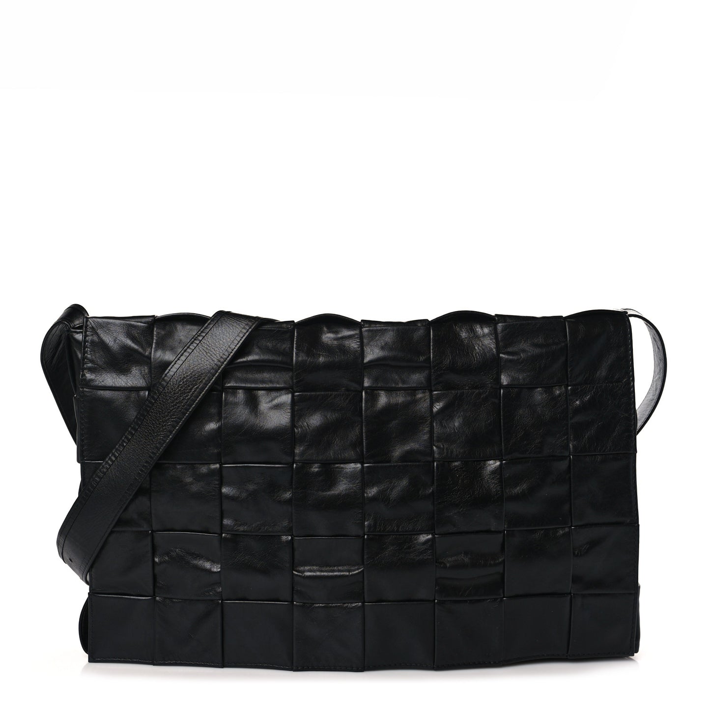 Paper Calfskin Maxi Intreccio Large Cassette Crossbody Bag Black