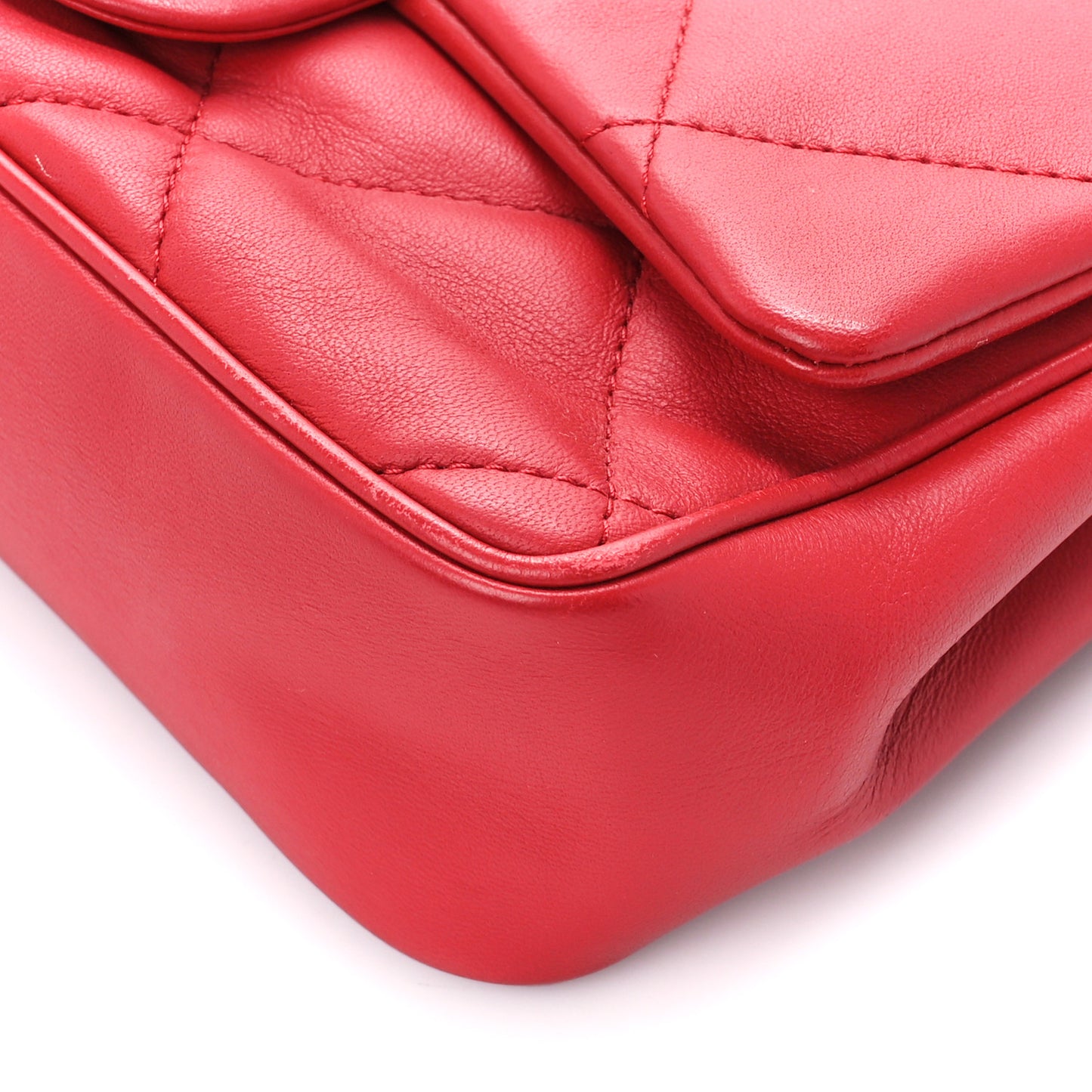 Lambskin Quilted Small Easy Carry Flap Red