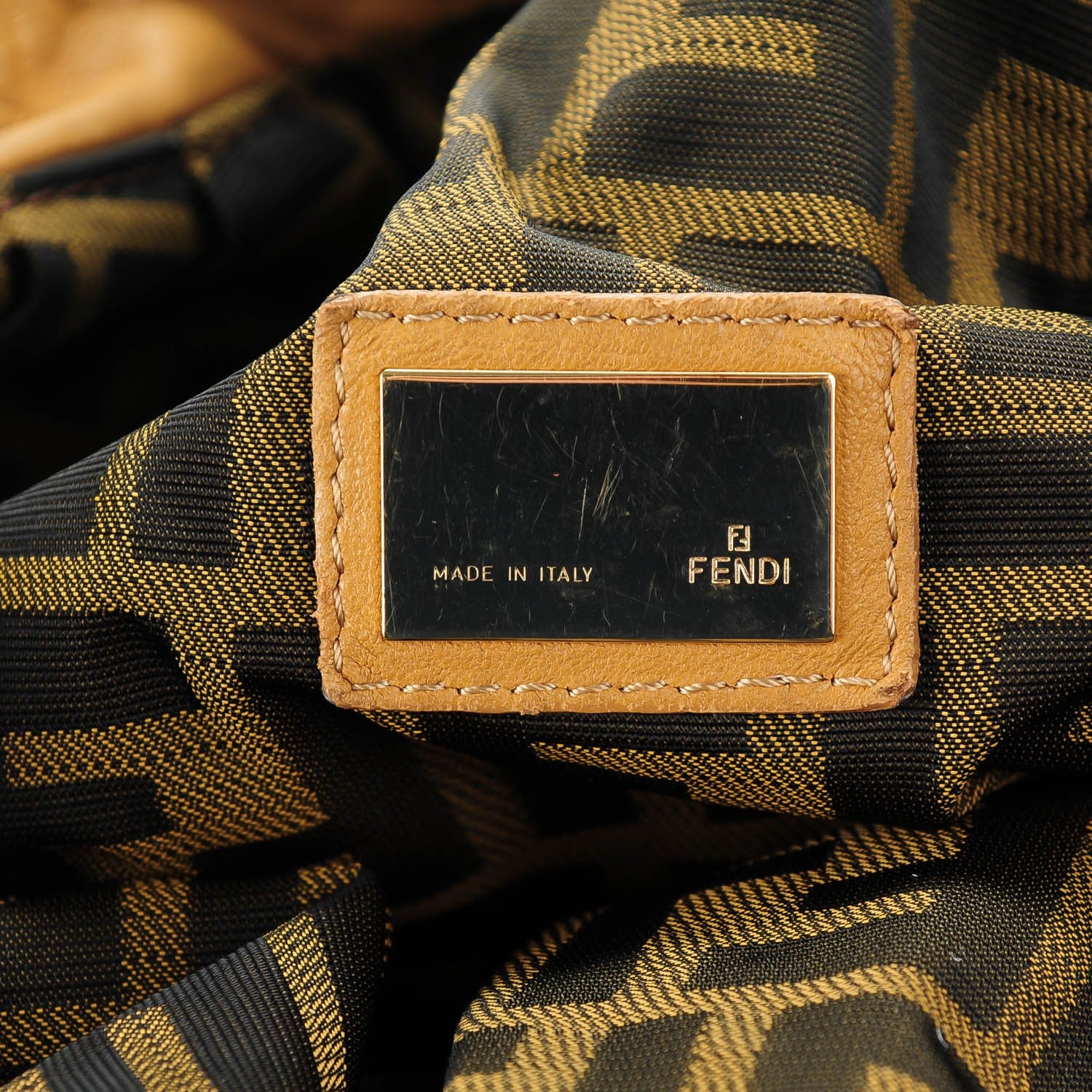 Fendi Nappa Nuvolata Spy Bone 6 of 8